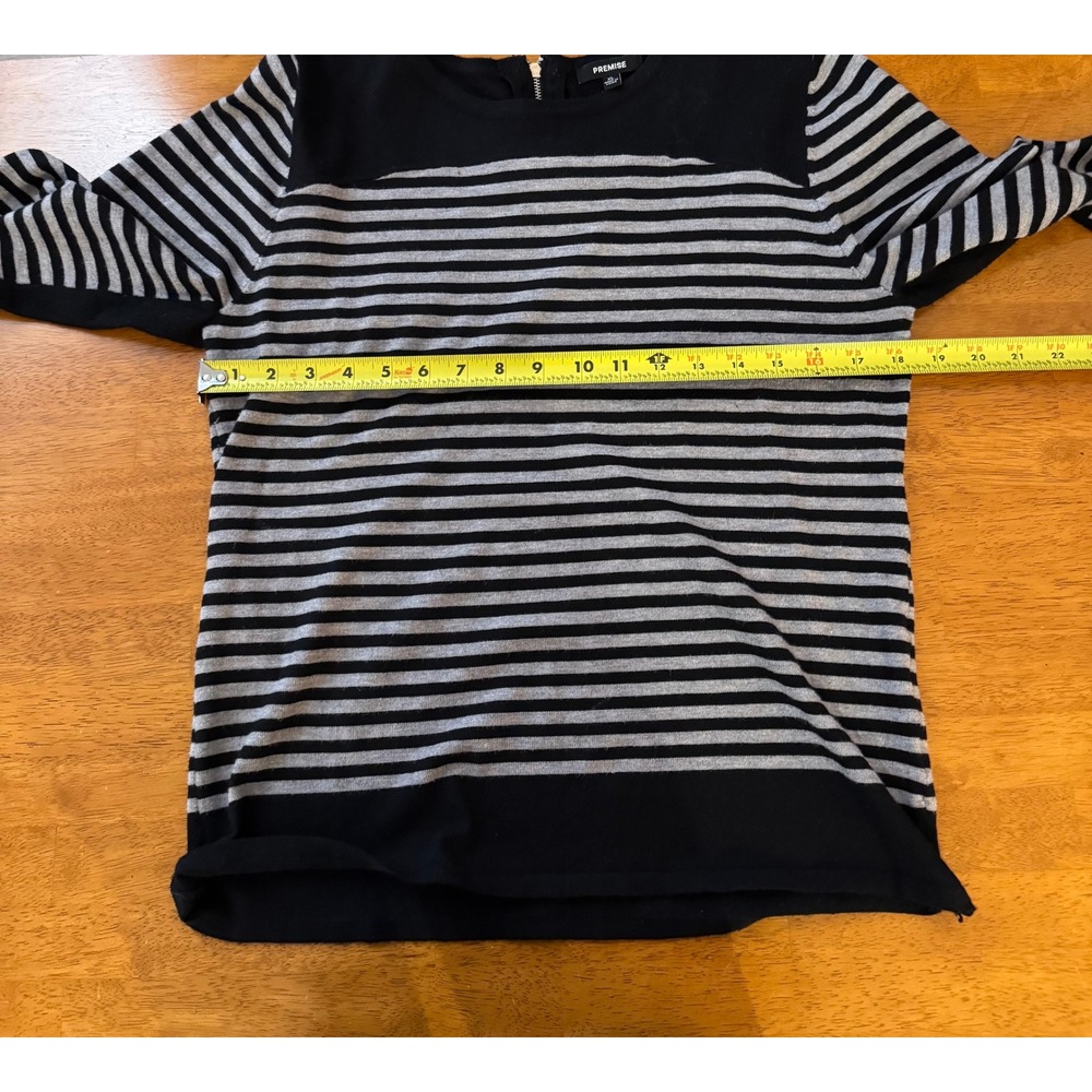 Premise Women's Black Grey Striped Knit Sweater Back Zip Long Sleeve Top Size XL - Picture 5 of 8